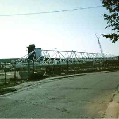 Self unloading boom for vessel Pathfinder 1997