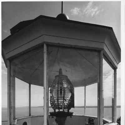 Sherwood Point Lighthouse view of lens with lantern 2002