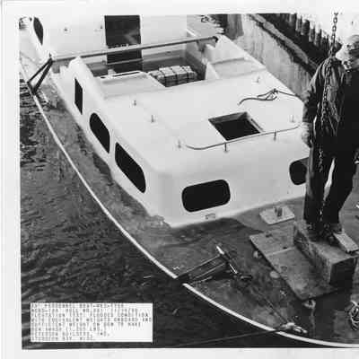 33' Personnel boat MK2-FY66 hull no. 661 floatation test 1966