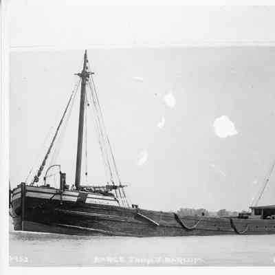 Barge John J. Barlum