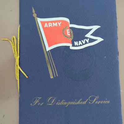 E production service award booklet Leathem d. Smith Shipbuilding Co. 1943