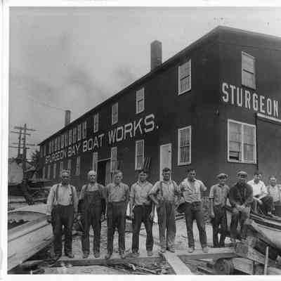 Sturgeon Bay Boat Works crew 1926