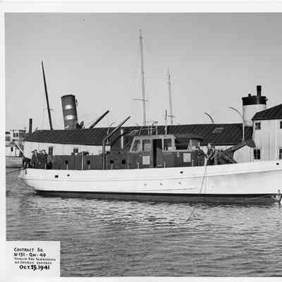L-94 docked October 25, 1941