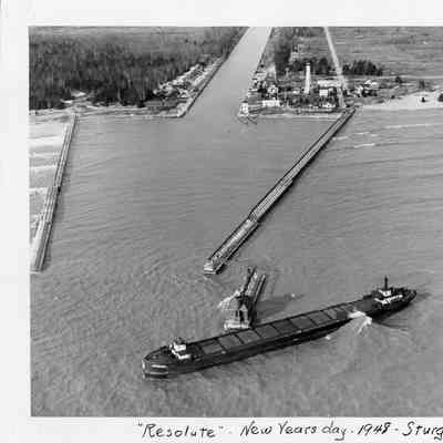Resolute at Sturgeon Bay Canal 1948