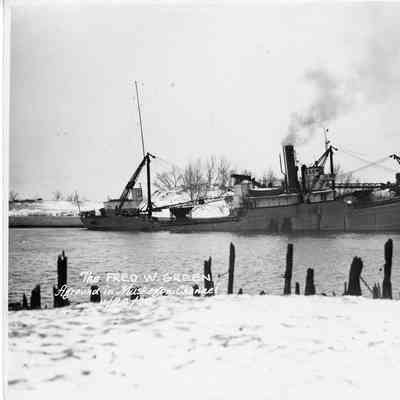 Fred W. Green aground in Muskegon Channel 1936