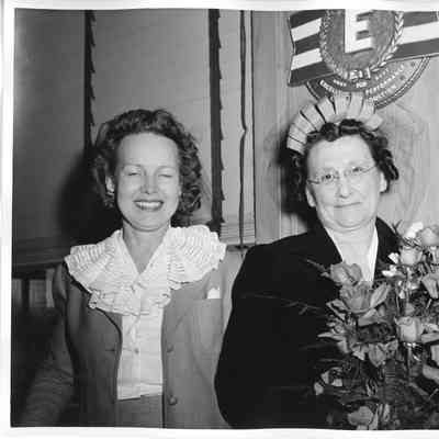 Mrs. Alva Smith with Mrs. Jos. O'Boyle sponsor of the Ashbel Hubbard