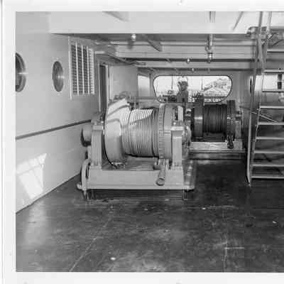 Spartan winches October 15, 1952