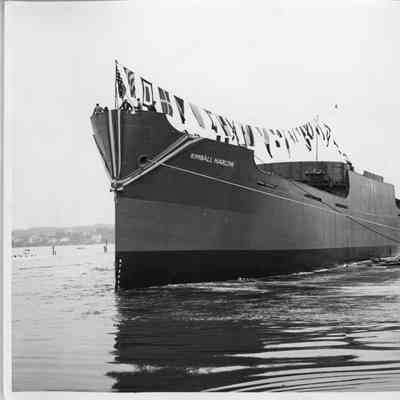 Kimball Harlow post-launch at Leathem D. Smith Shipbuilding Co.
