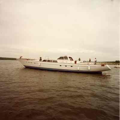 Ondine in water at Bay Shipbuilding