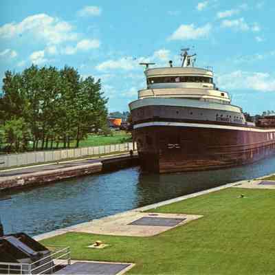 Edward L. Ryerson entering MacArthur Lock