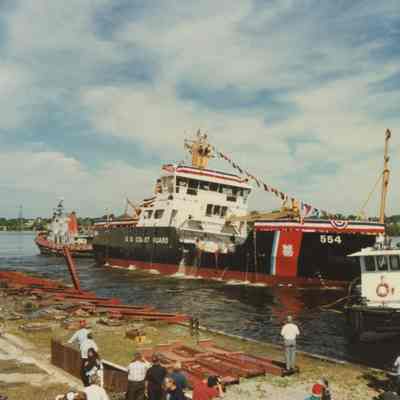 USCGC MARCUS HANNA (554)