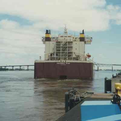 COLUMBIA STAR