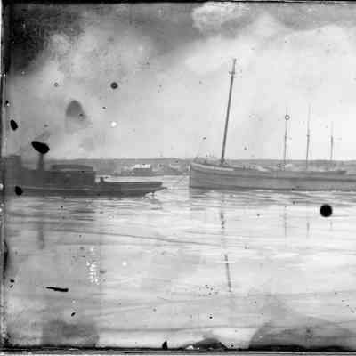 unidentified vessels in water