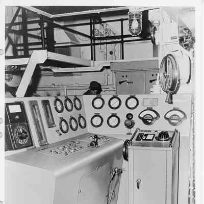 J.R. Sensibar controls