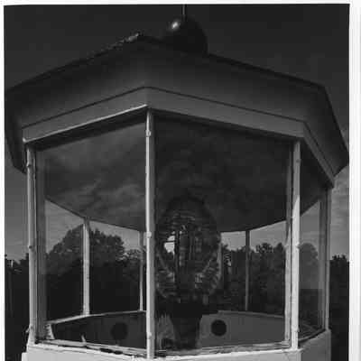 Sherwood Point Lighthouse view of lens within lantern room 2002