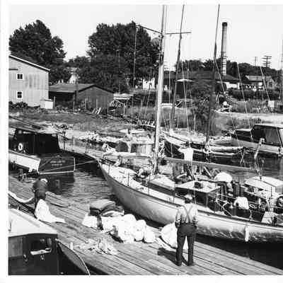 Anna Louise and other boats docked at Sturgeon Bay Boat Works