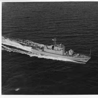 PG-97 USS Surprise Underway