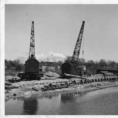 Two small cranes at work at Leathem D. Smith Shipbuilding Co. 1942