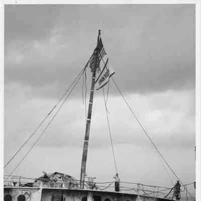 Raising of the Geo. Humphrey 1944