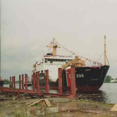 USCGC WALNUT (205)