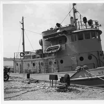 ST-884 docked
