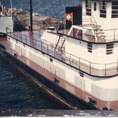 Sturgeon Bay Queen docked