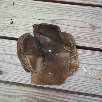 Glove