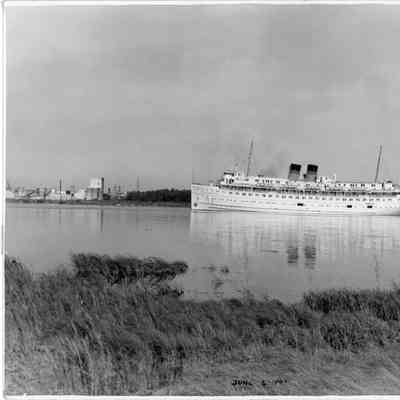North American underway 1948