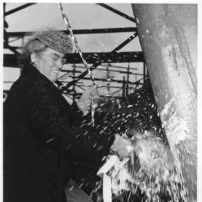 Woman christening K-213 Sussex