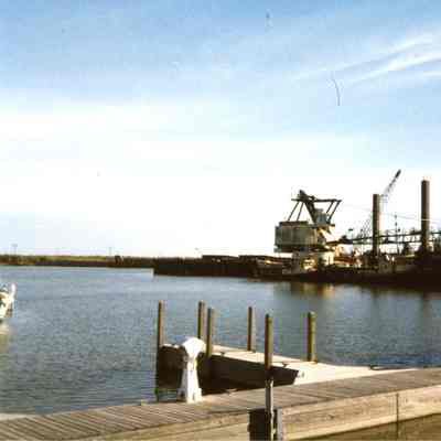 US Corps of Engineers crane barge 1999