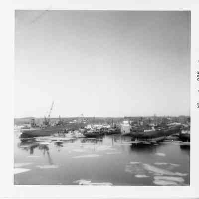 Several docked vessels 1964