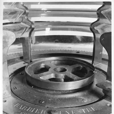 Sherwood Point Lighthouse lens detail 2002