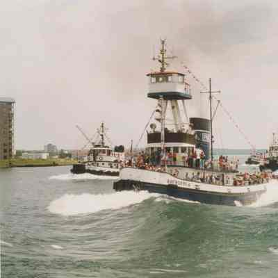 AVENGER IV