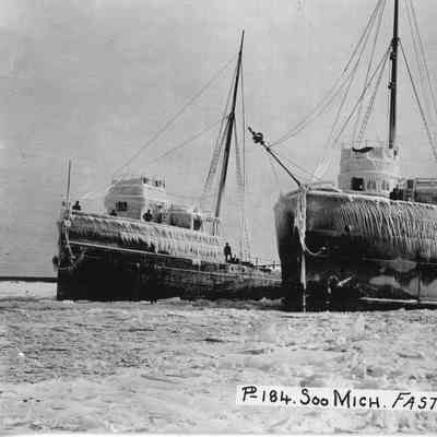P-184 Soo Mich fast in the ice