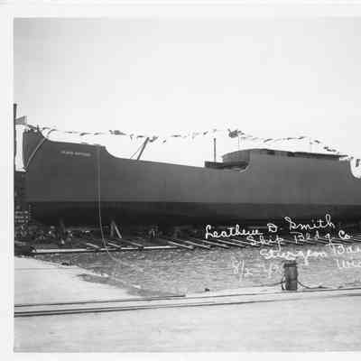 Alden Gifford pre-launching 1942