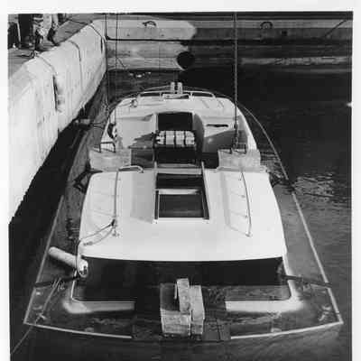 33' Personnel boat MK2-FY66 hull no. 661 floatation test 1966