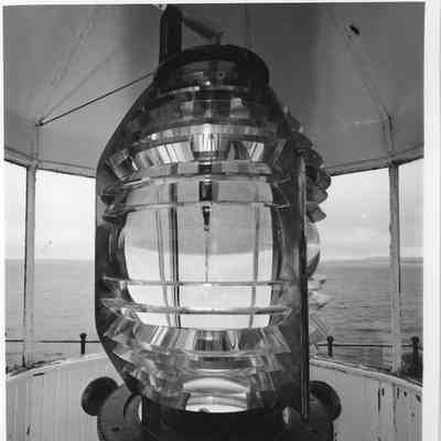 Sherwood Point Lighthouse view of lens within lantern room 2002