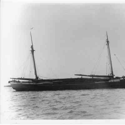 Thomas Quayle being towed