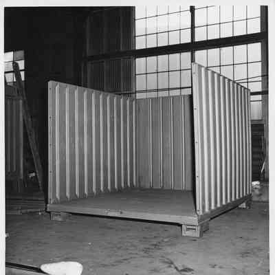 Bottom and side of Safeway container