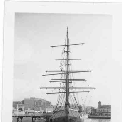 Sailing vessel at dockside