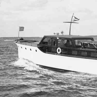 Catherine F II underway