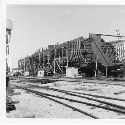 Construction of Barge G-1 at Christy Corp