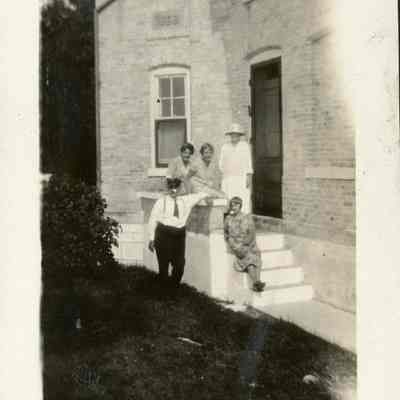 Peter Coughlin and four women at Eagle Bluff Lighthouse