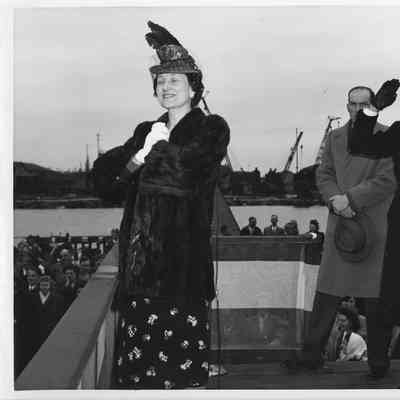 Mrs. F. A. Floden at christening of YW-126 Tulare