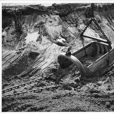 Sturgeon Bay Ship Canal dredging equipment 1964