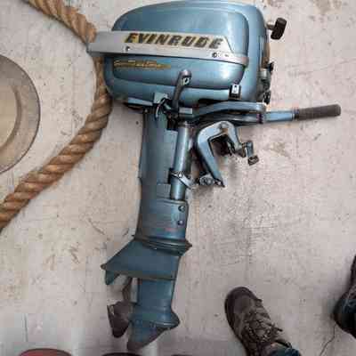 Evinrude Super fastwin Outboard Motor