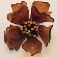Brown Plastic Flower Brooch
