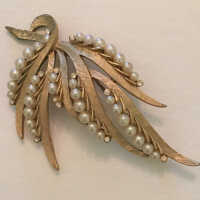 Pearl Leaf Brooch