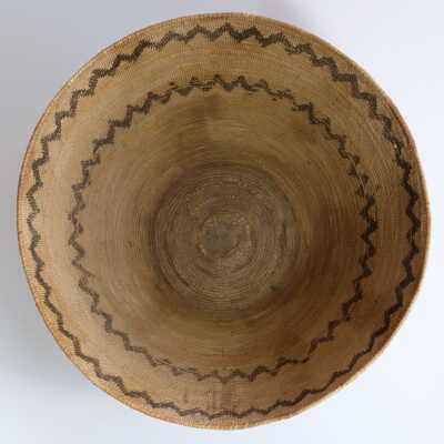 Interior View: Note the wear patterns and stains from the basket having been cooked in