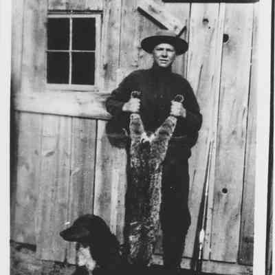 Ward with Big Lynx Cat